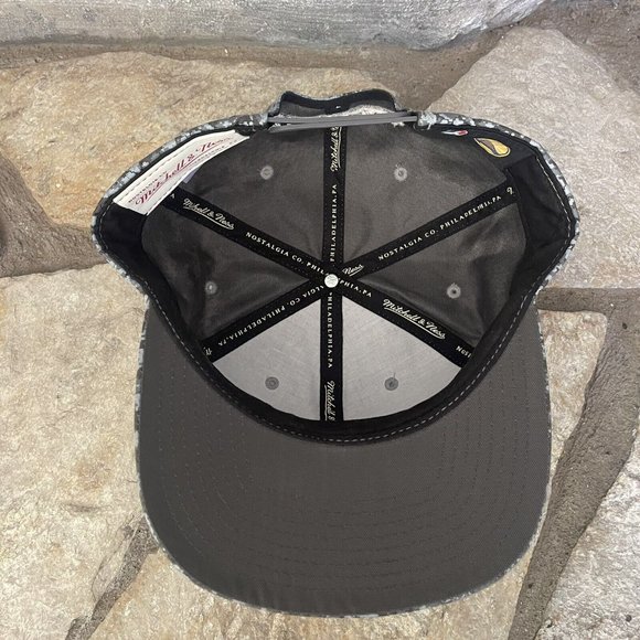 Mitchell and Ness NBA Golden State Warriors Ballistic Camo Snapback Hat Grey - Picture 5 of 9